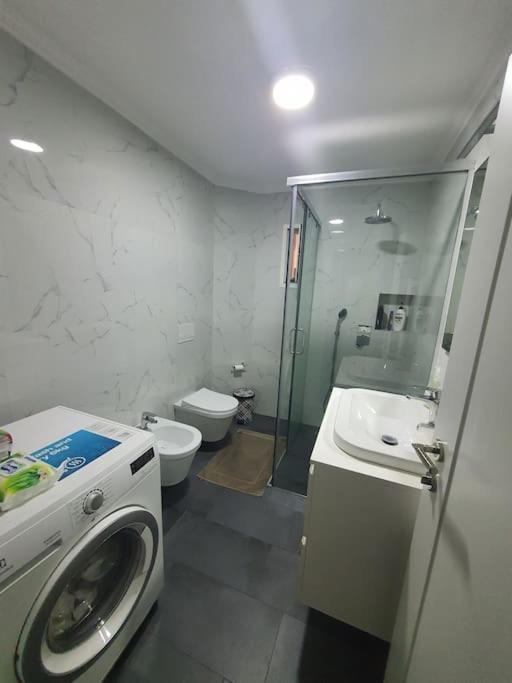 Chic Escape Near Blloku Apartament